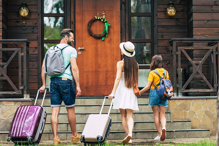 Managing a Holiday Rental – Dealing with Difficult Guests Effectively
