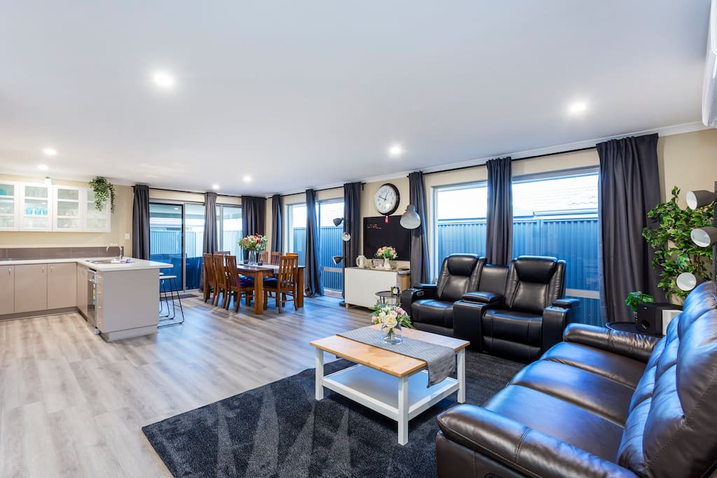Benefits of Using a Professional AirBNB Property Management Service